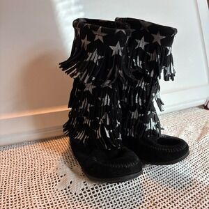 Minnetonka boots kid youth size 4 black leather fringe white stars Boho Western